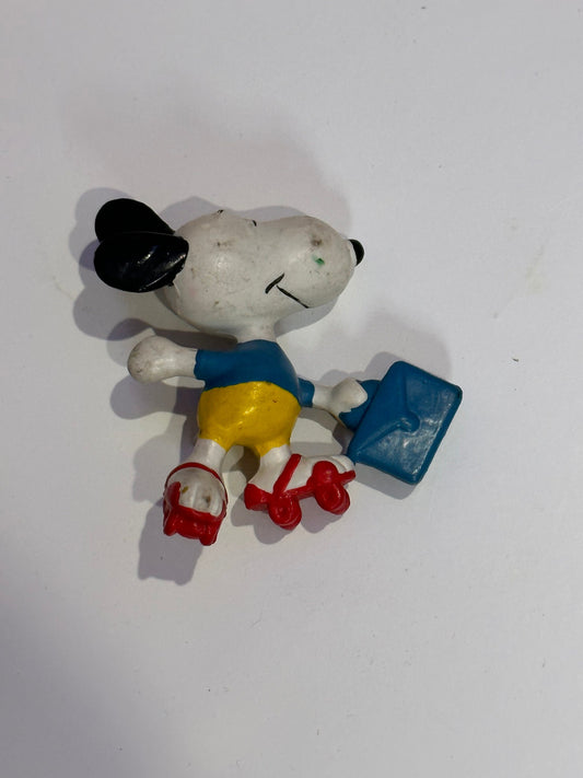 Snoopy Figurine / Snoopy Skating / Peanuts Collectible / Genuine United Features 1966 Skating Snoopy / 1966 Toy Figure / 1960’s Figurine